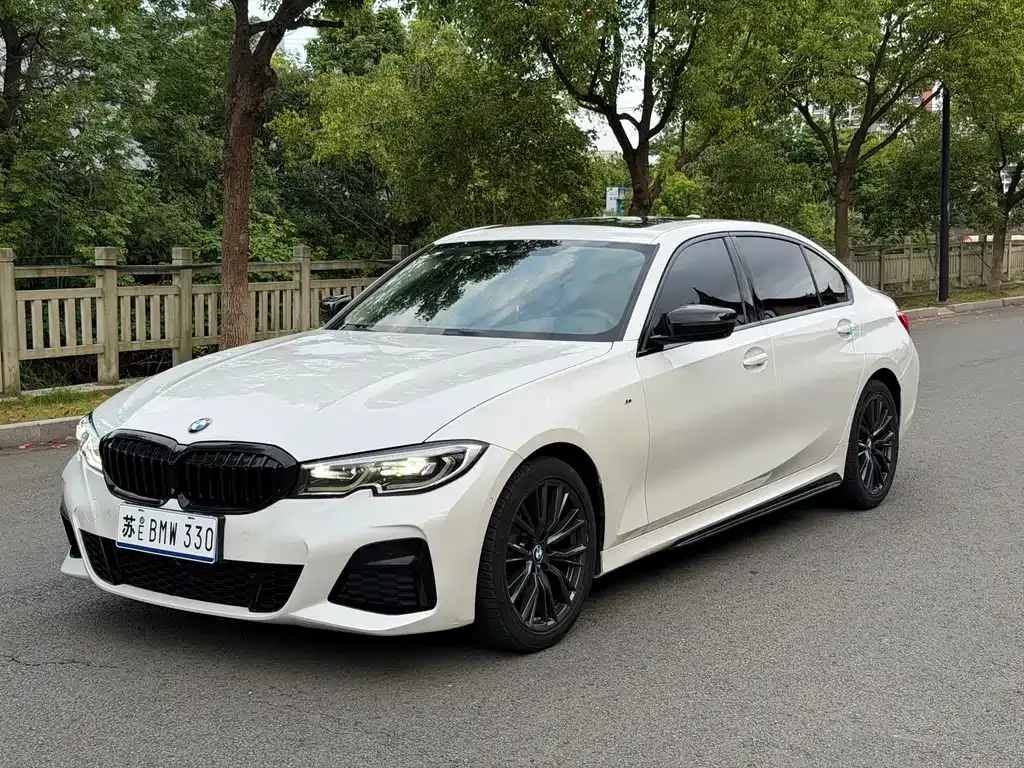 BMW 3 Series — фото 1