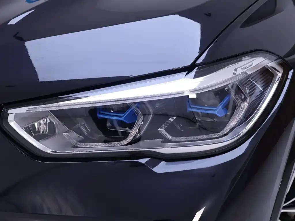 BMW X5 — фото 2