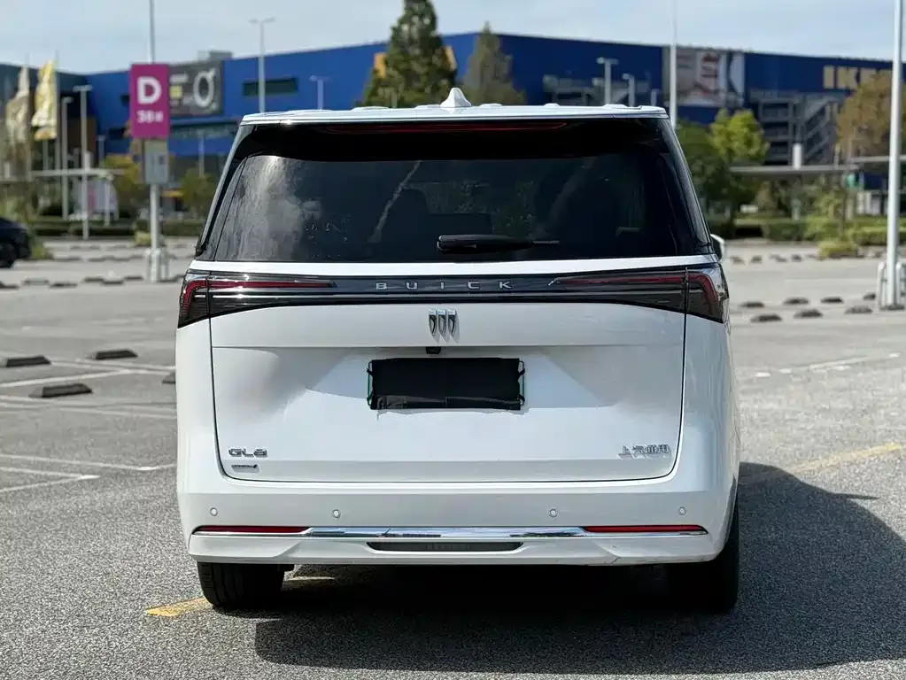 Buick GL8 Hybrid — фото 7