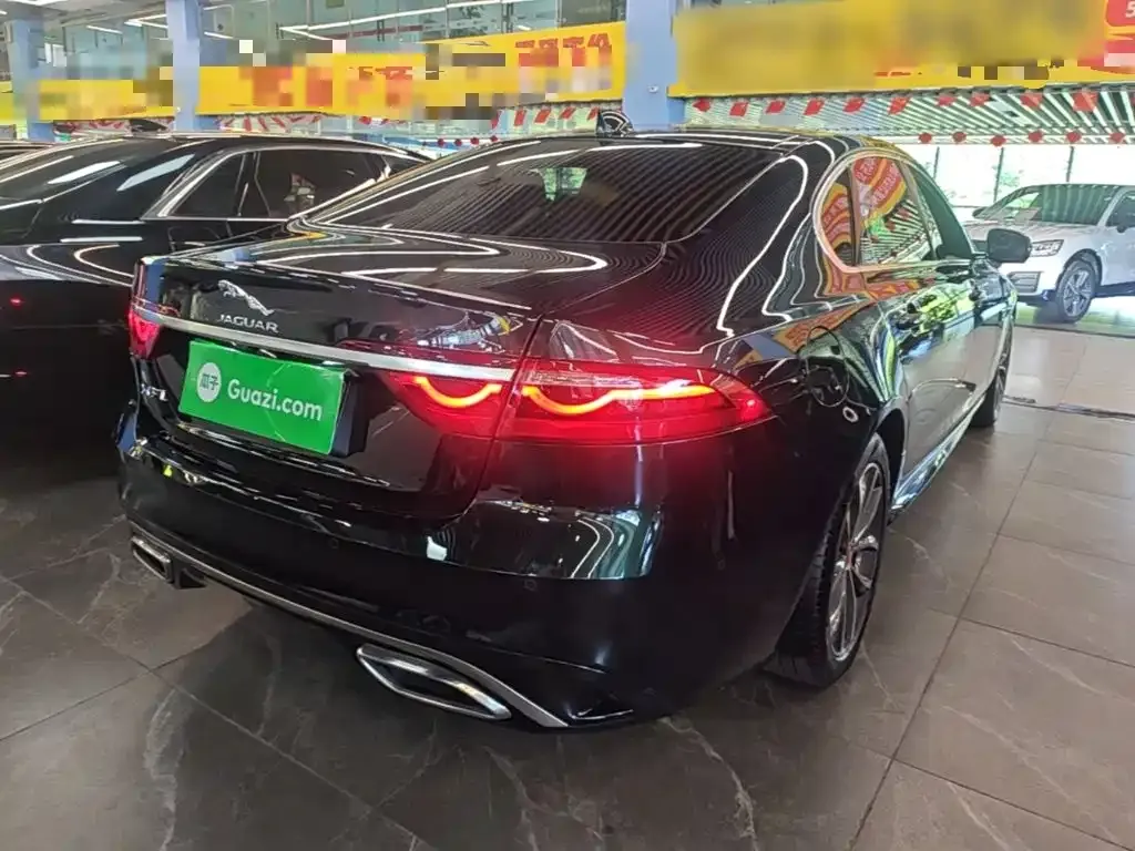 Jaguar XFL — фото 10