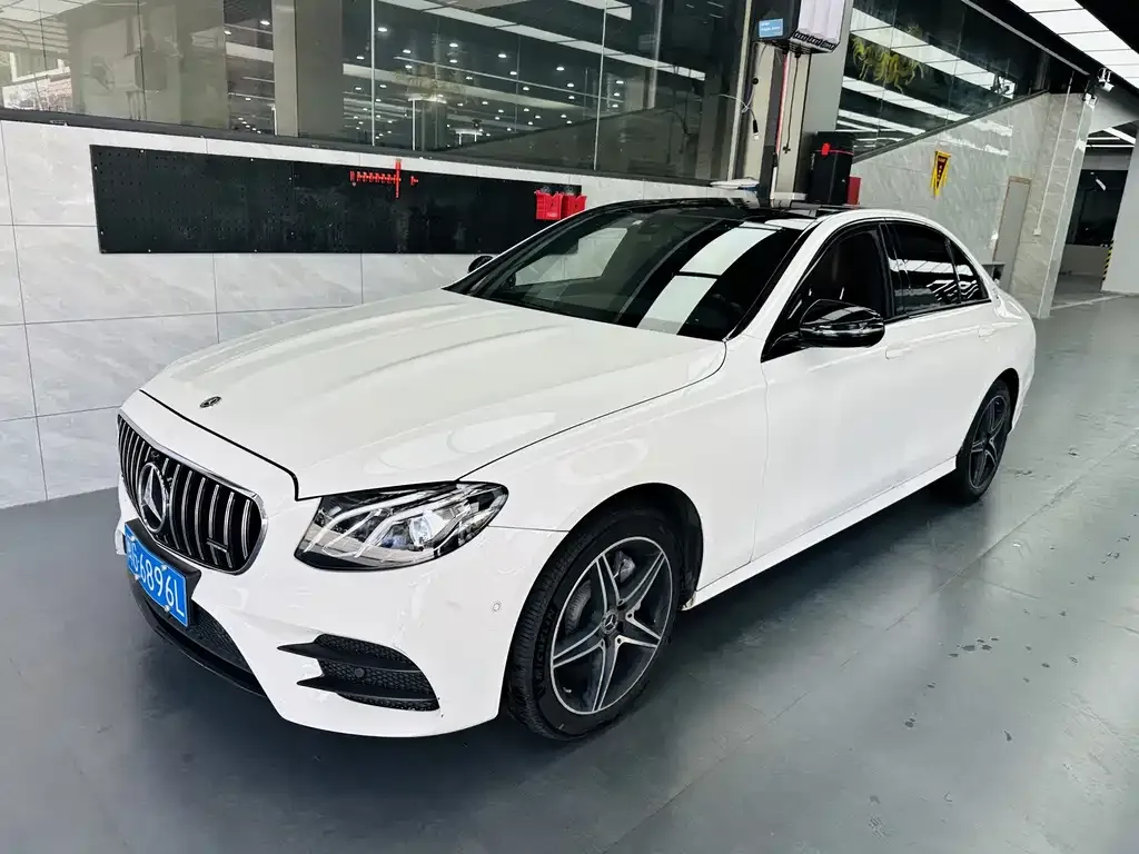 Mercedes-Benz E-Class (Import) — фото 1