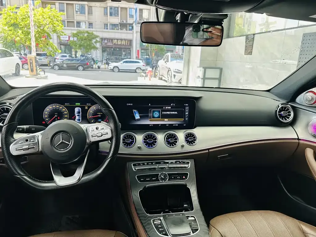 Mercedes-Benz E-Class (Import) — фото 2