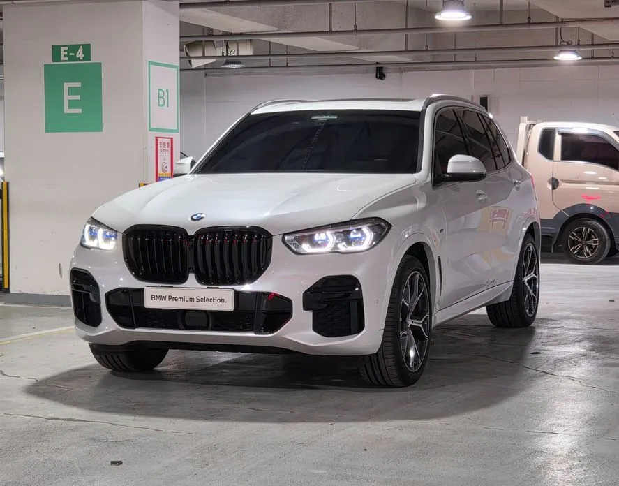 BMW X5 — фото 1