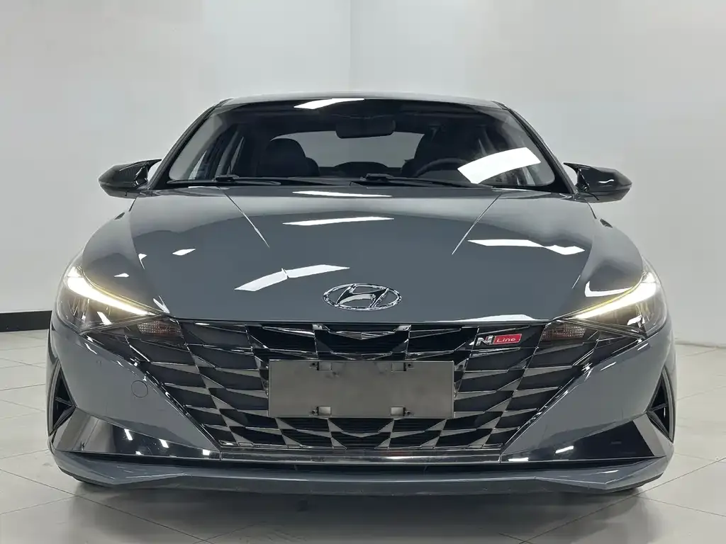 Hyundai Elantra — фото 4