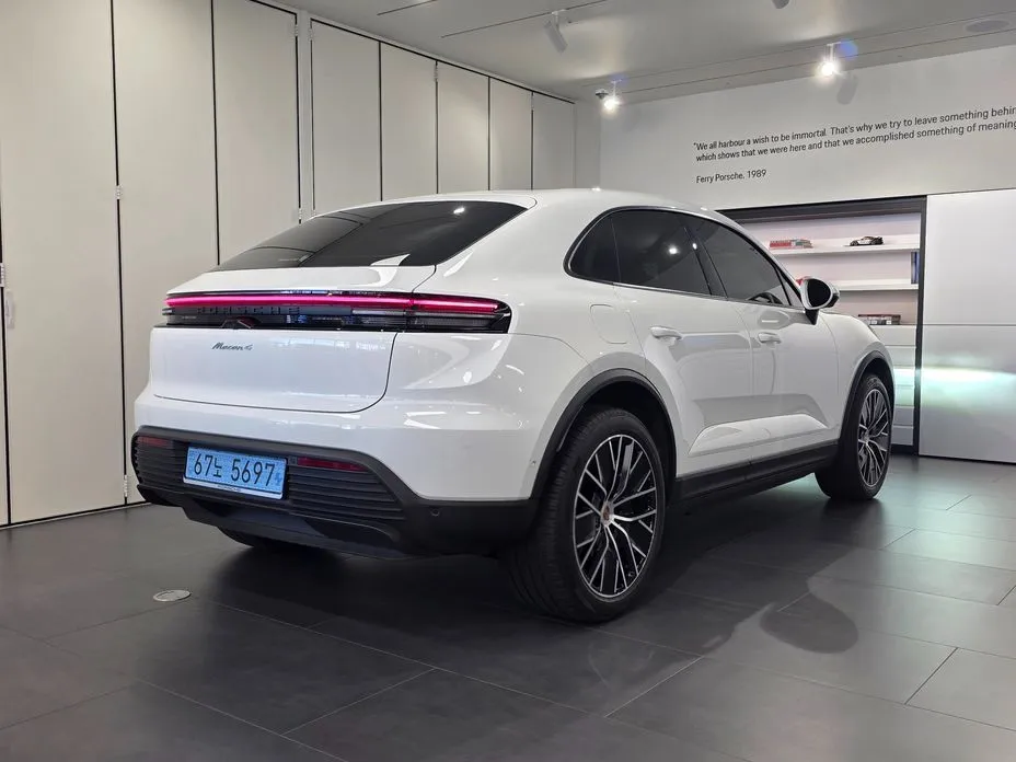 Porsche Macan — фото 3