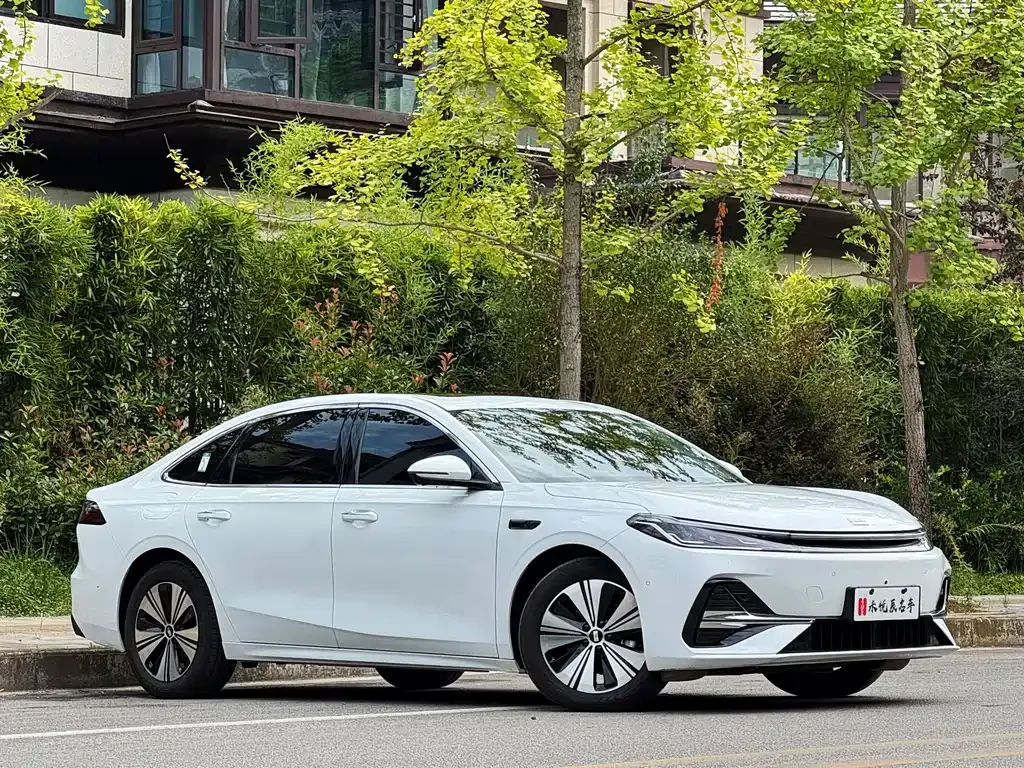 Geely Galaxy A7 EM — фото 9