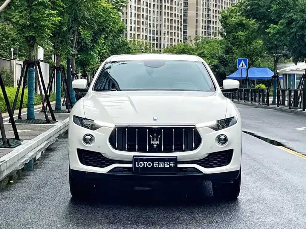 Maserati Levante — фото 9