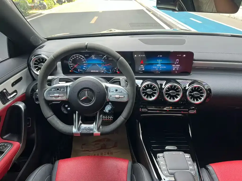Mercedes-Benz CLA AMG — фото 3