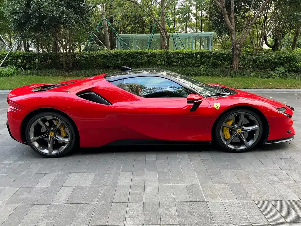 Ferrari SF90 — фото 5