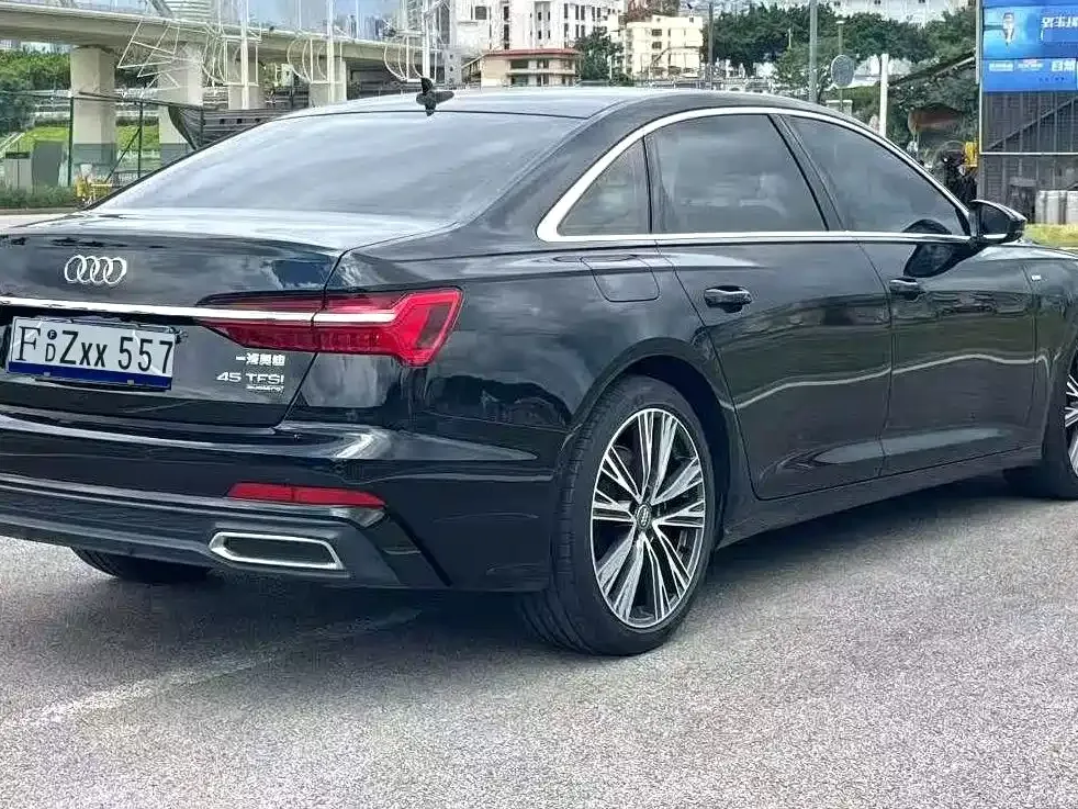 Audi A6L — фото 4