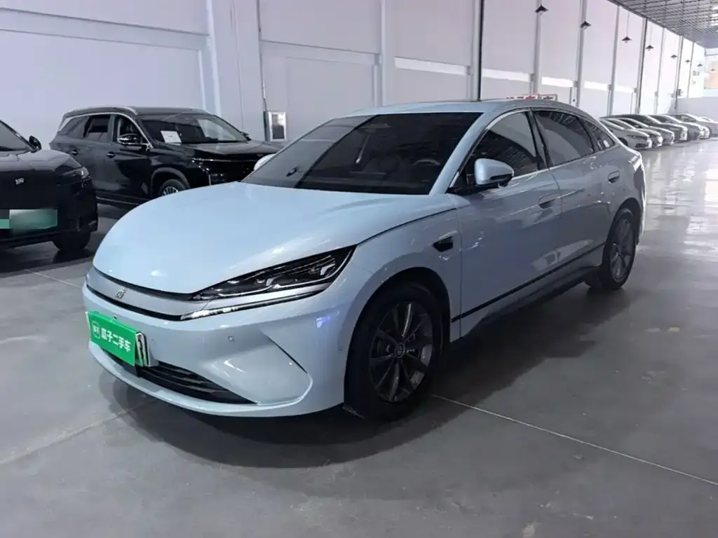 BYD Qin L — фото 1
