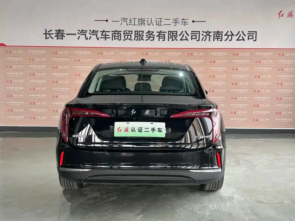 Hongqi E-QM5 — фото 9