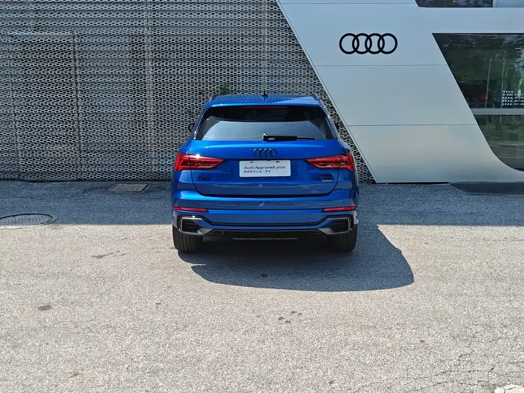 Audi Q3 — фото 9