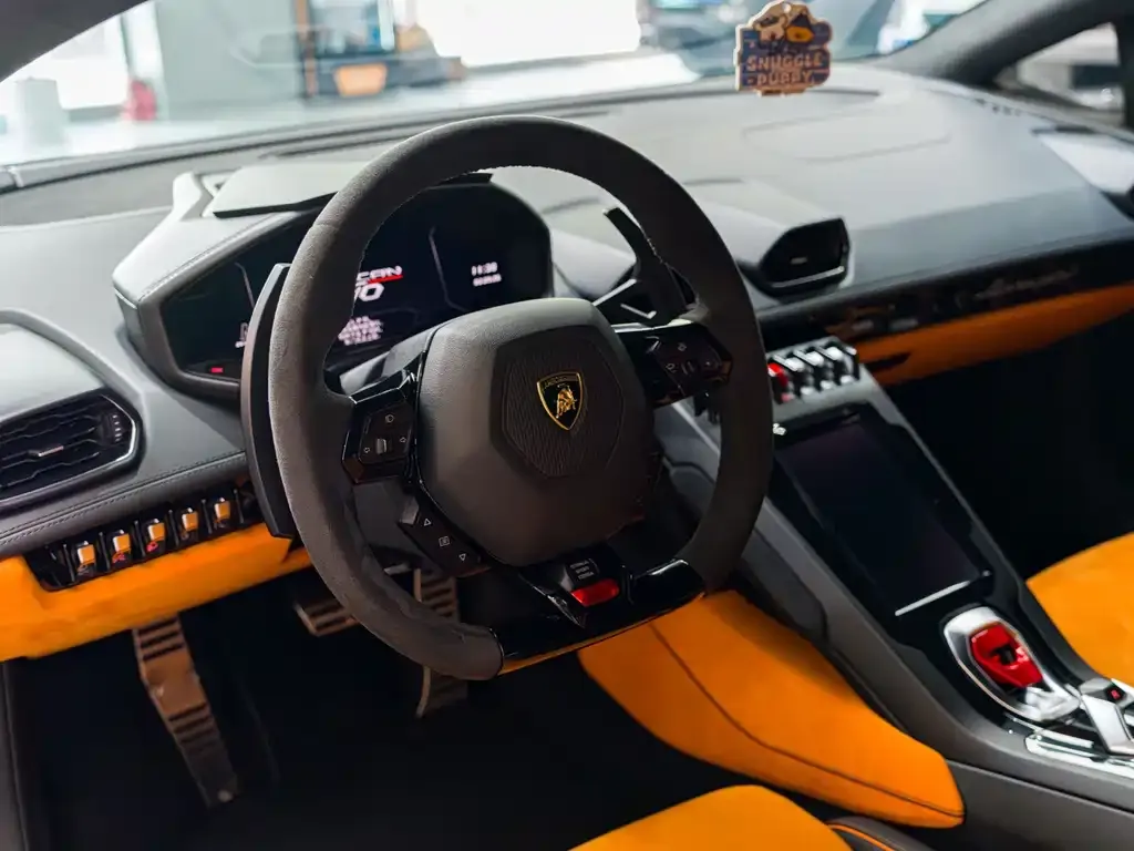 Lamborghini Huracan — фото 7