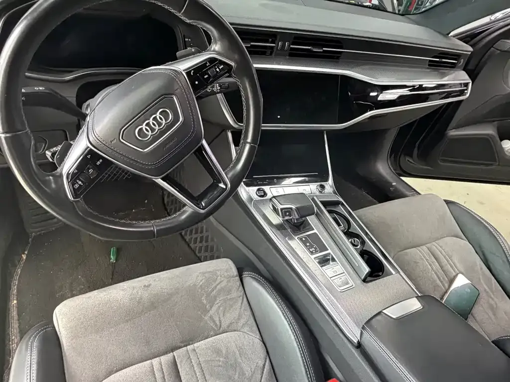 Audi A6L — фото 4
