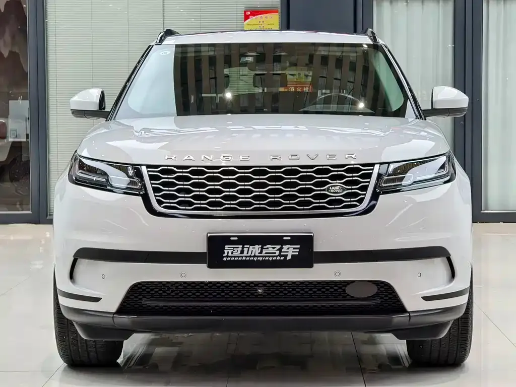 Land Rover Velar — фото 1