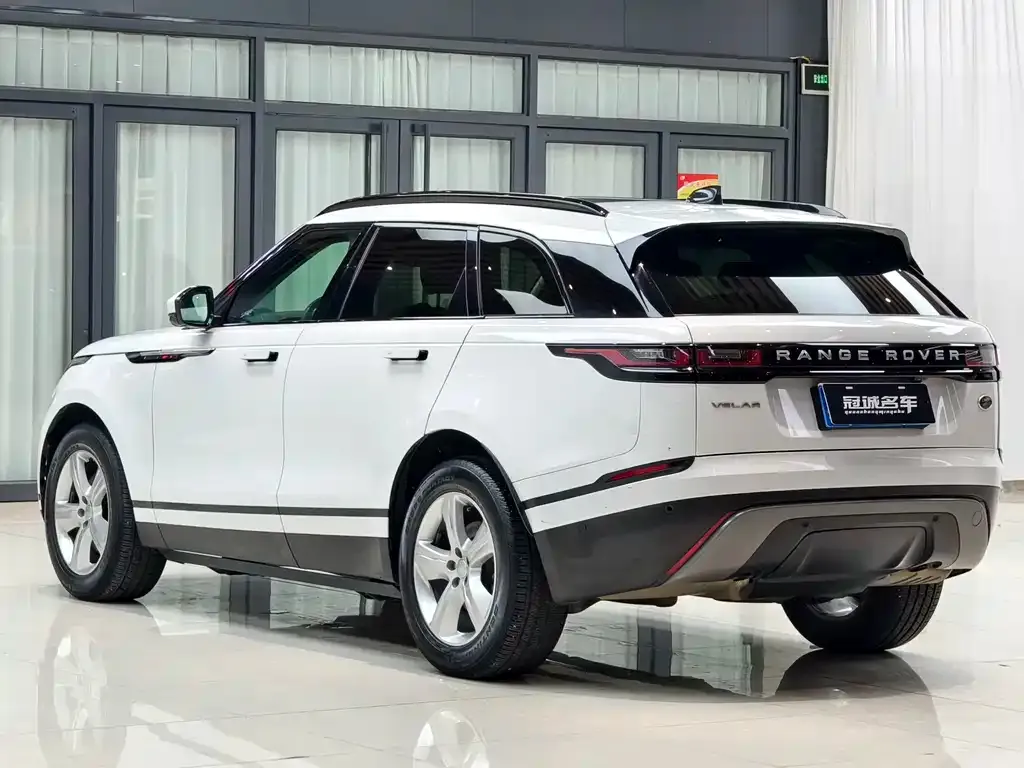 Land Rover Velar — фото 9