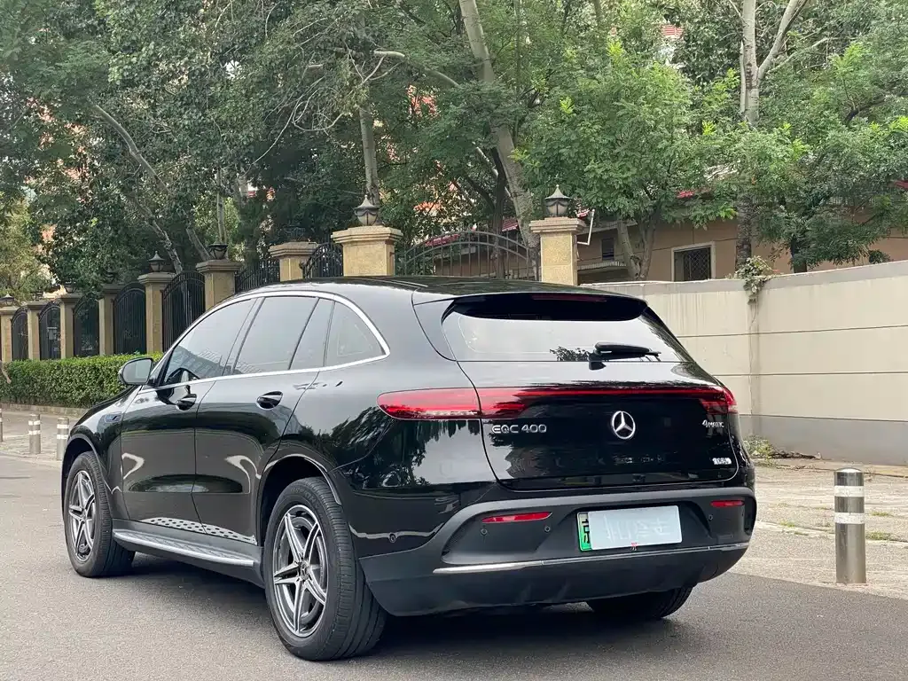 Mercedes-Benz EQC — фото 2