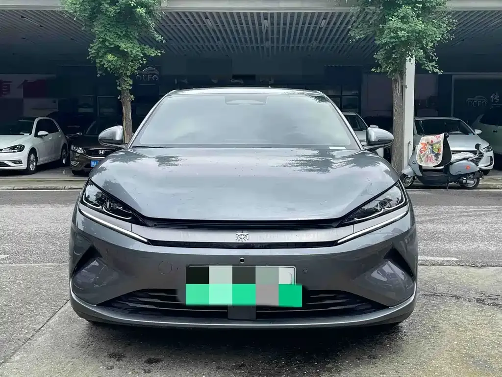 BYD Qin L — фото 10