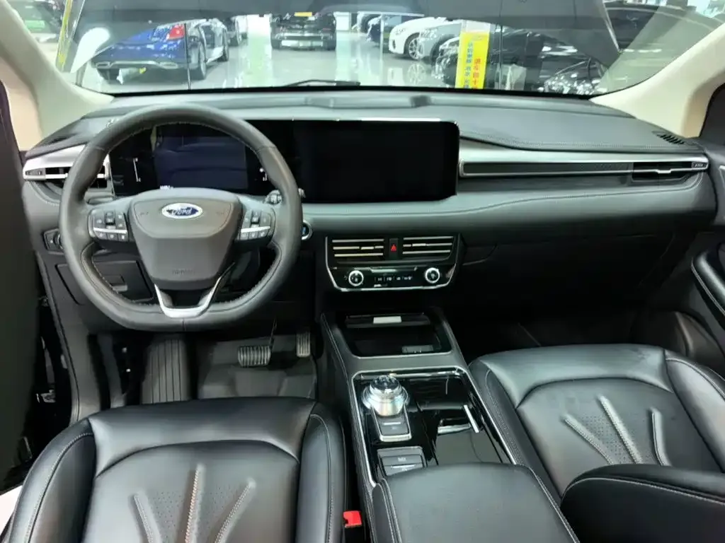 Ford Edge — фото 5