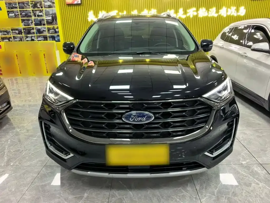 Ford Edge — фото 6