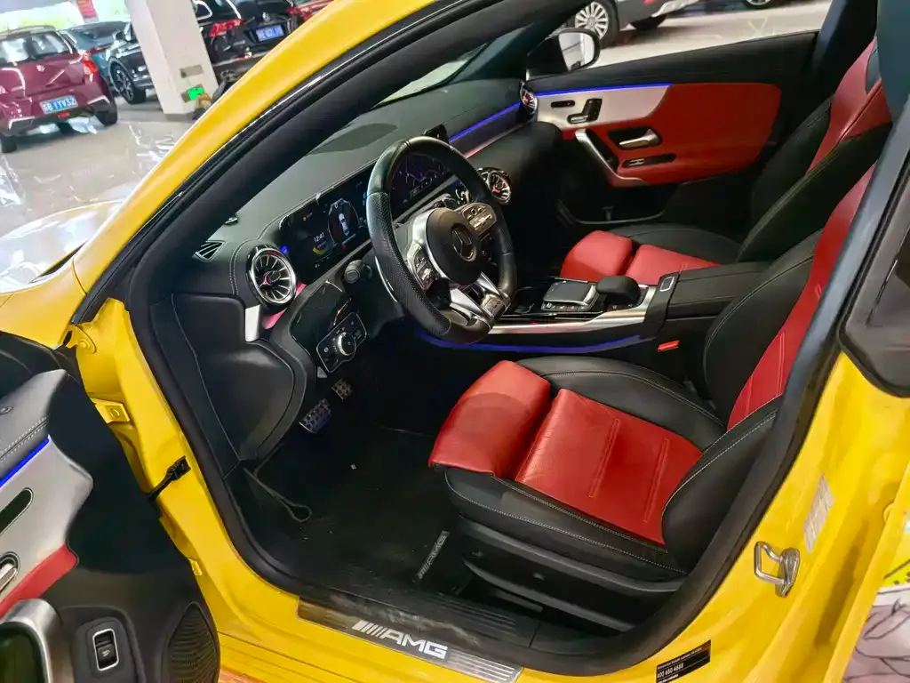 Mercedes-Benz CLA AMG — фото 7