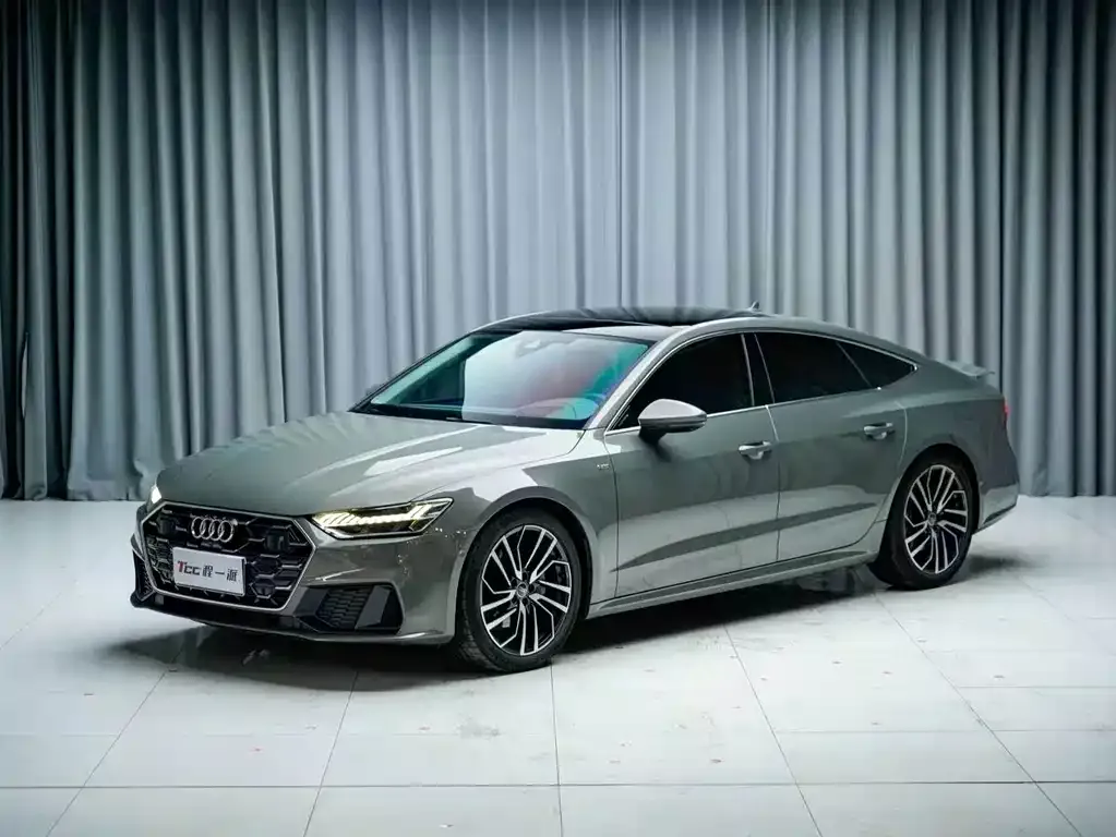 Audi A7 — фото 1