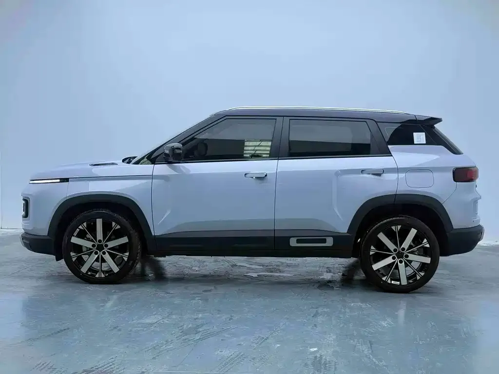 Geely Icon — фото 7