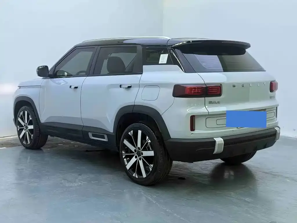 Geely Icon — фото 8