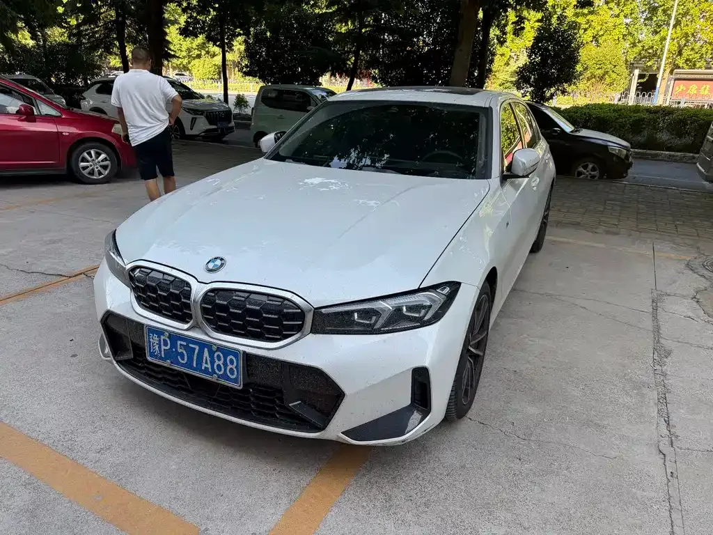 BMW 3 Series — фото 1