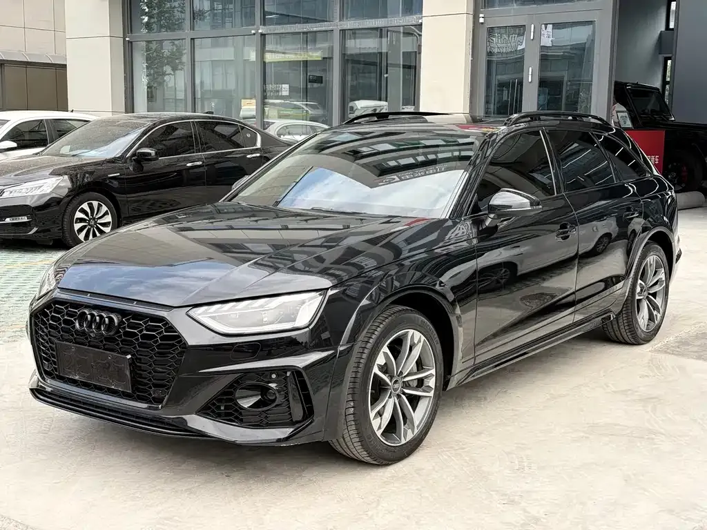 Audi A4 (Import) — фото 5