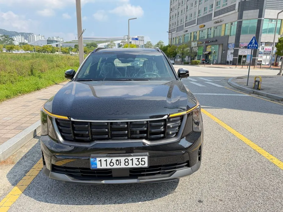 Kia Sorento — фото 1