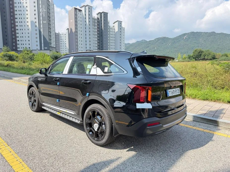 Kia Sorento — фото 6