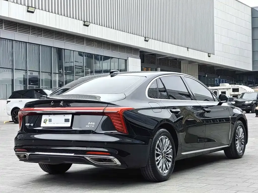 Hongqi H5 — фото 2