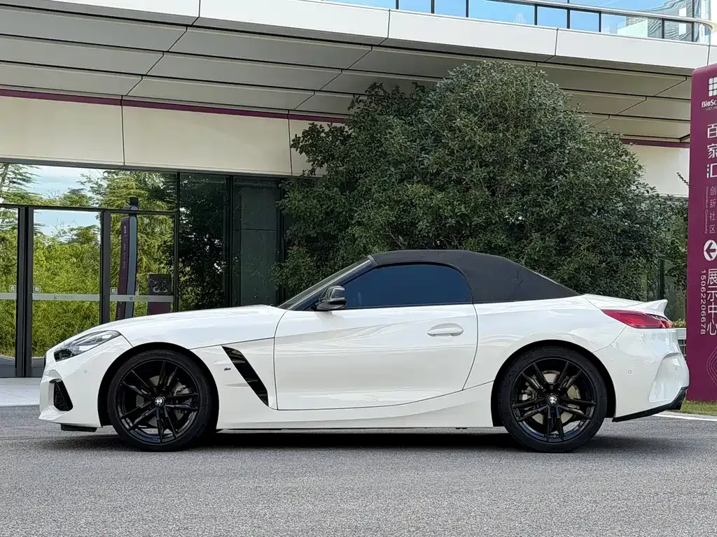 BMW Z4 — фото 10