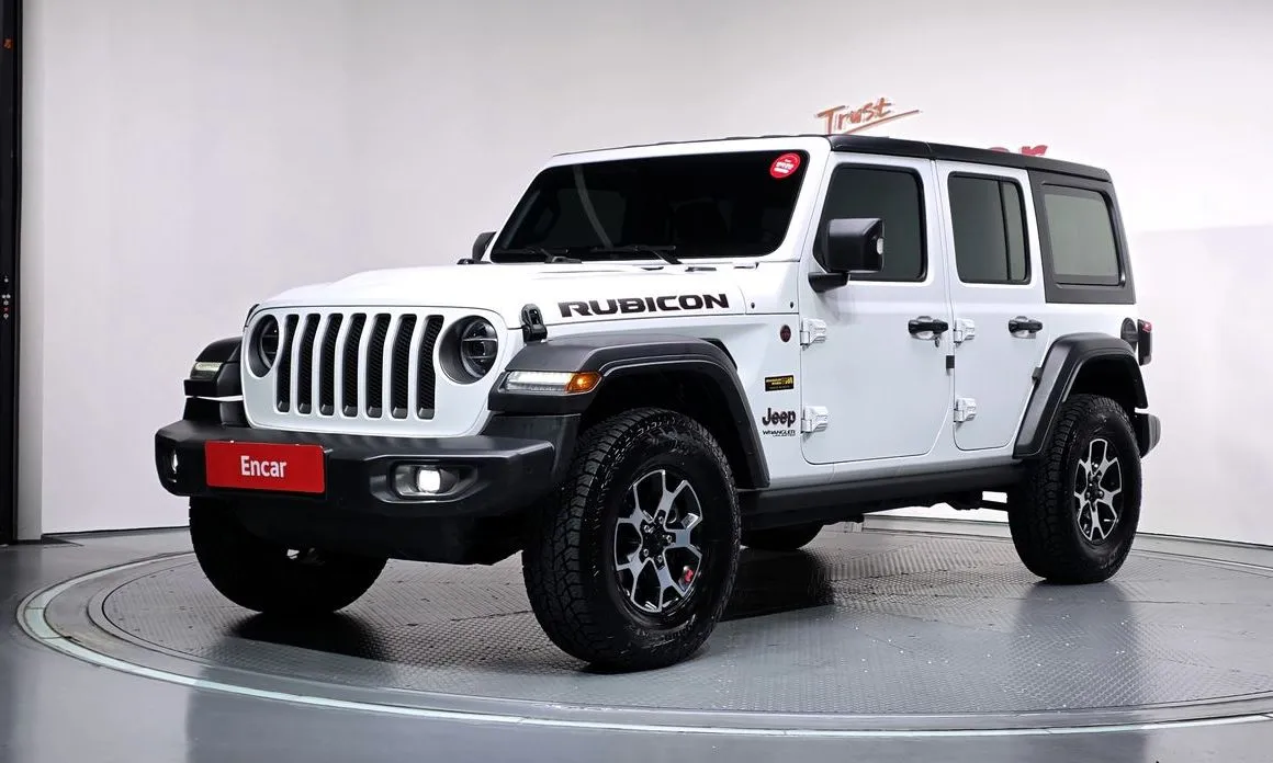Jeep Wrangler — фото 1