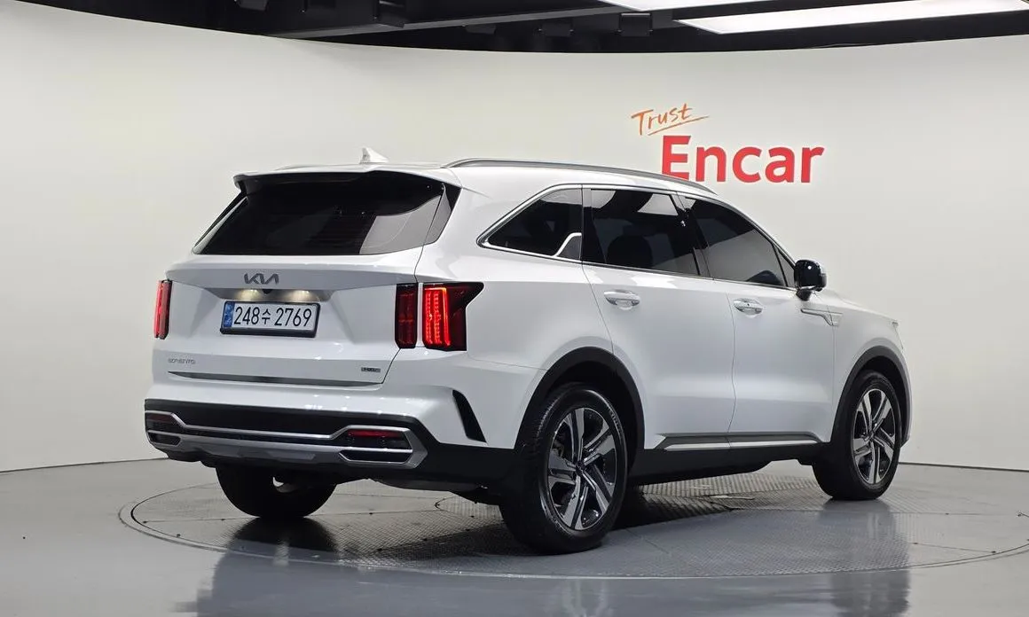 Kia Sorento — фото 5