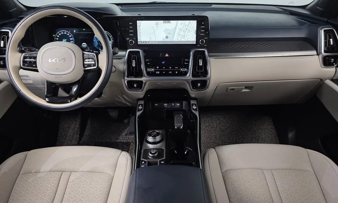 Kia Sorento — фото 8