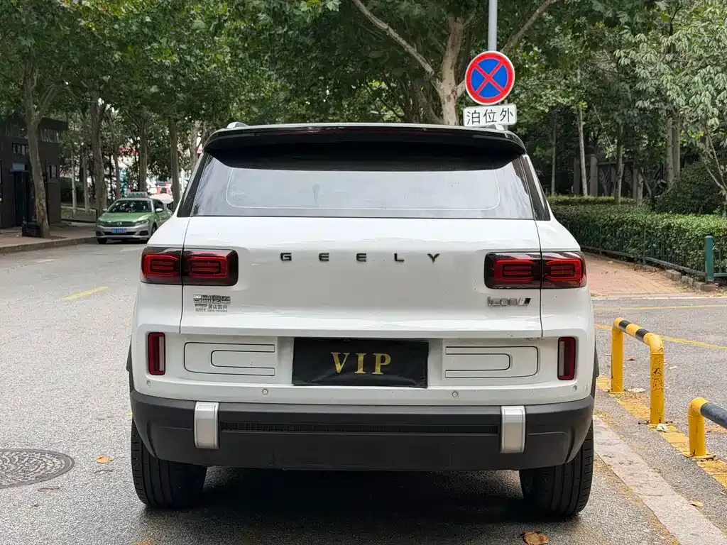 Geely Icon — фото 6