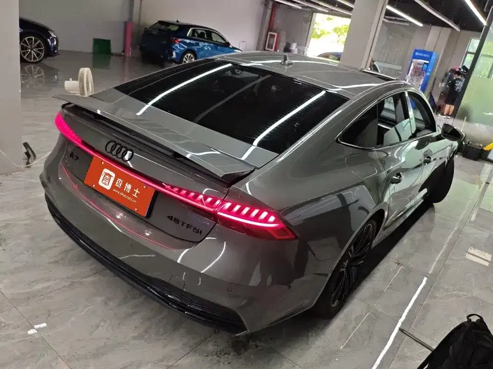 Audi A7 — фото 8