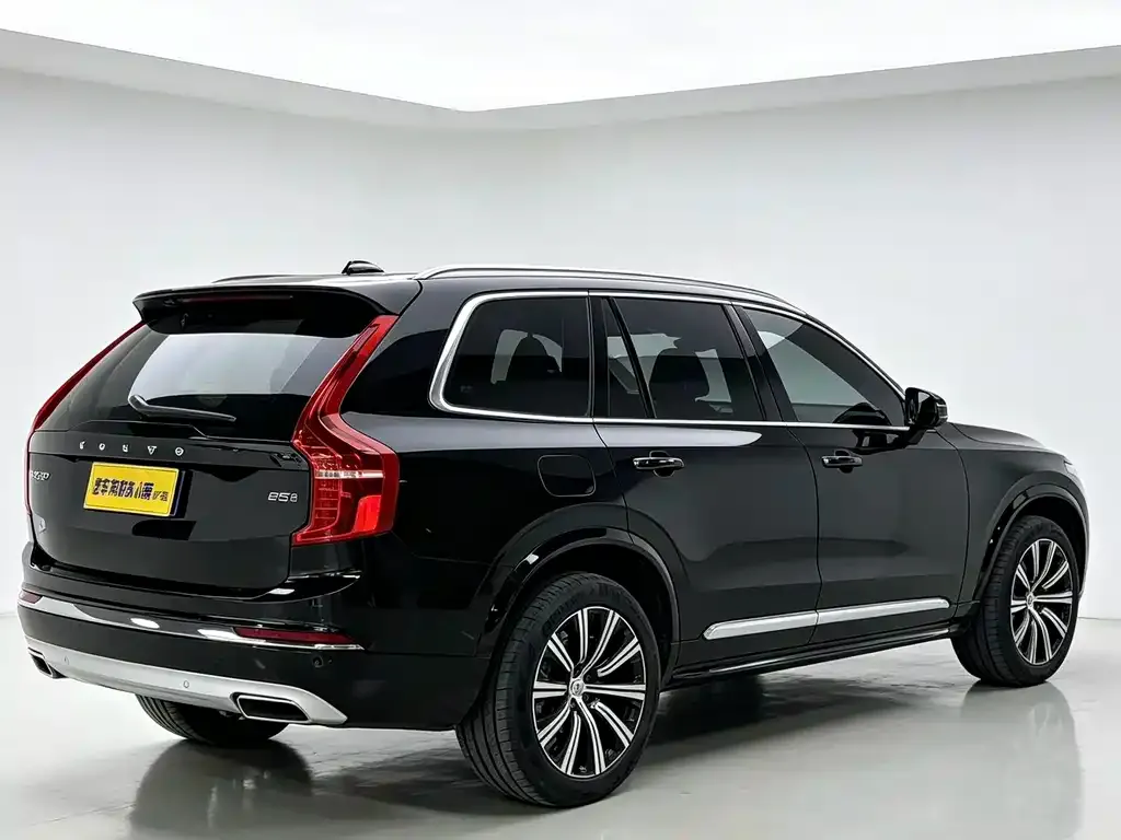 Volvo XC90 — фото 2