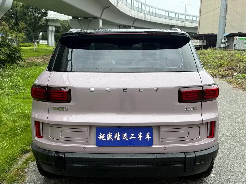Geely Icon — фото 8