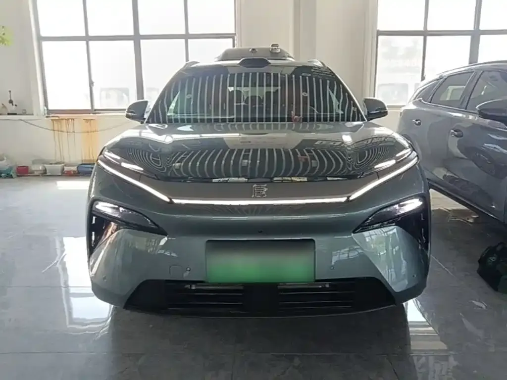 BYD Tang L — фото 2