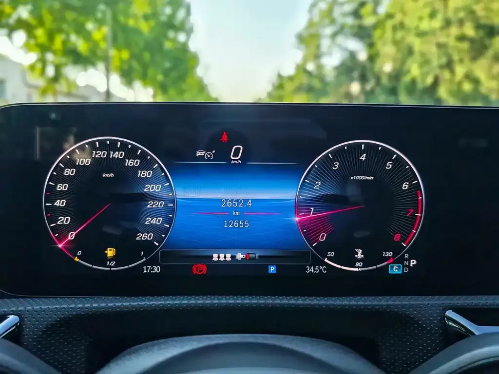 Mercedes-Benz CLA (Import) — фото 2