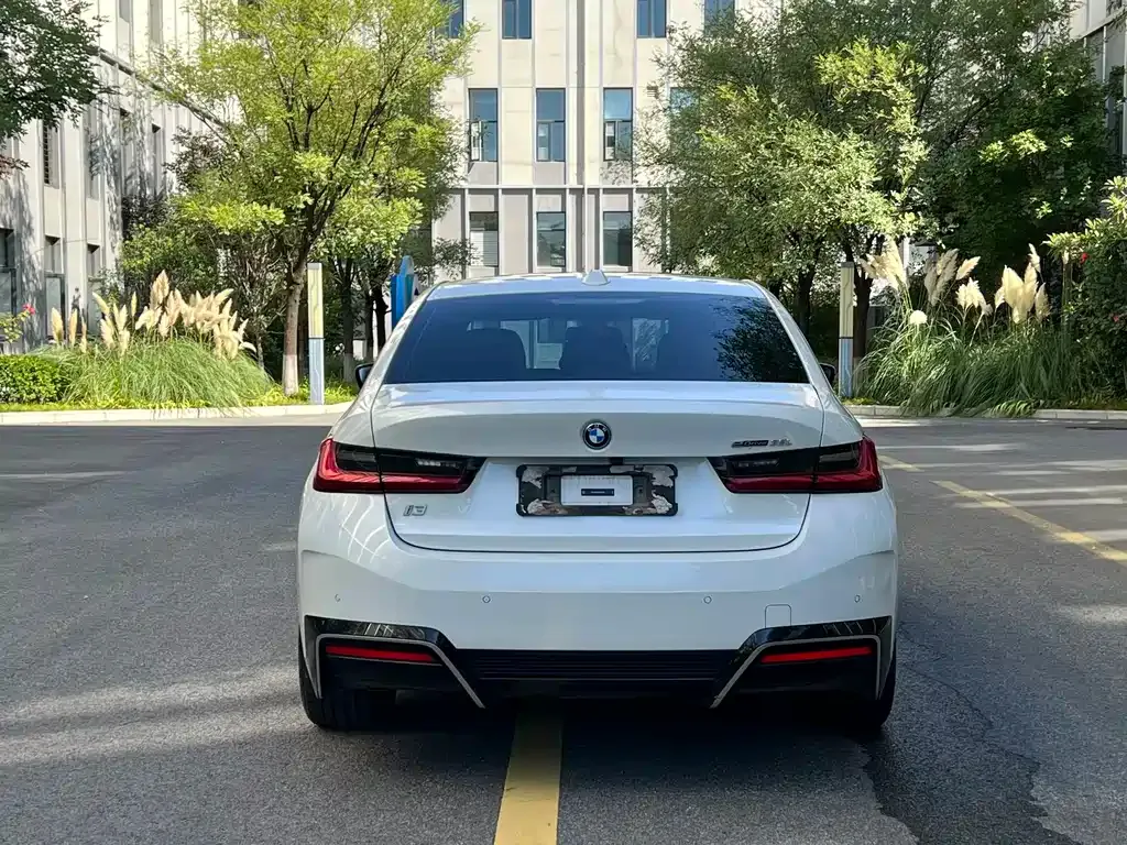 BMW i3 — фото 4