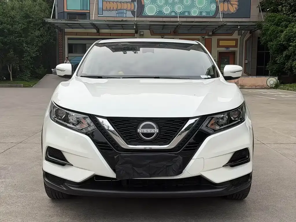 Nissan Qashqai — фото 2