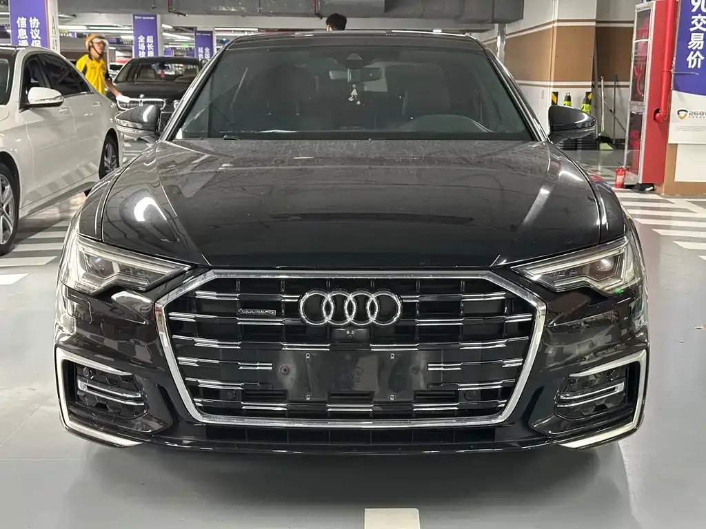 Audi A6L — фото 6