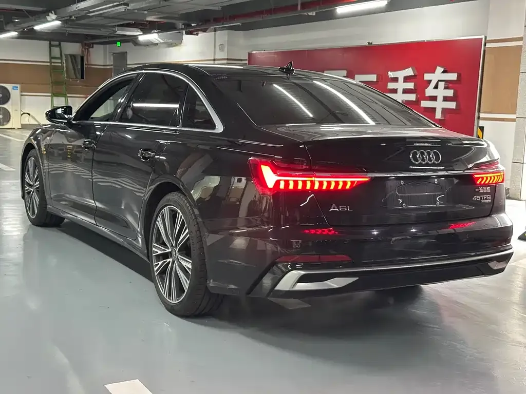 Audi A6L — фото 4