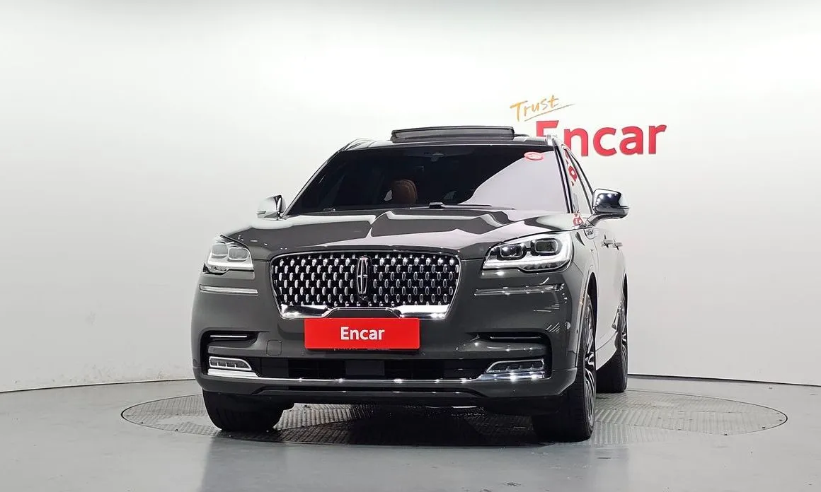 Lincoln Aviator — фото 10