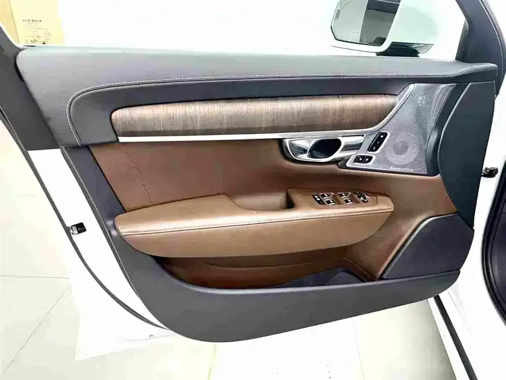 Volvo S90 — фото 7